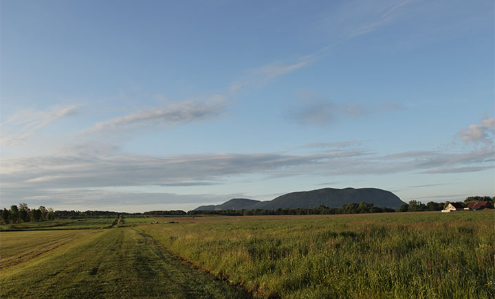 Photo: Mont Saint-Hilaire